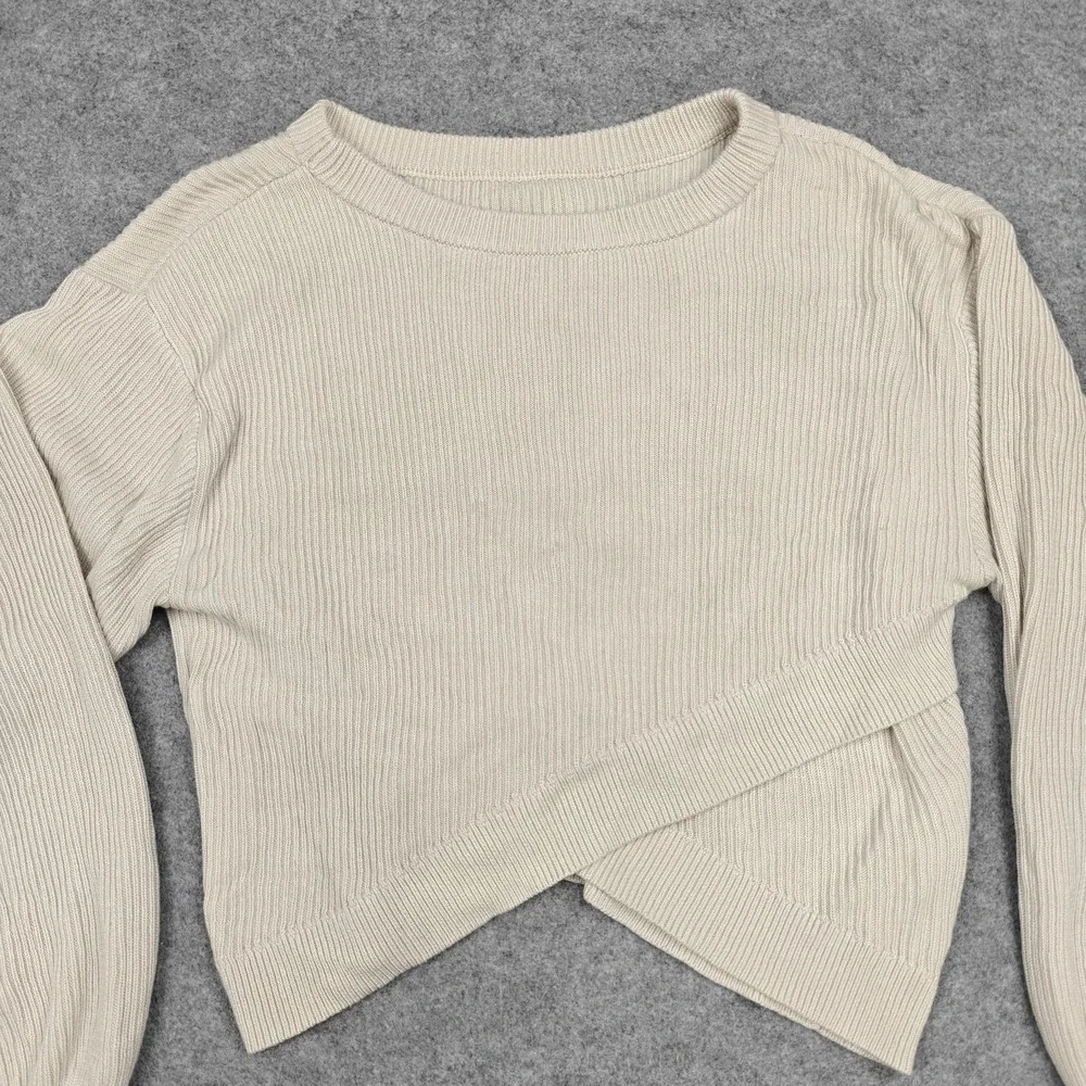 Lululemon Sweater Womens 6 Beige Ribbed Knit Asymmetrical‎ Hem Crewneck Pullover